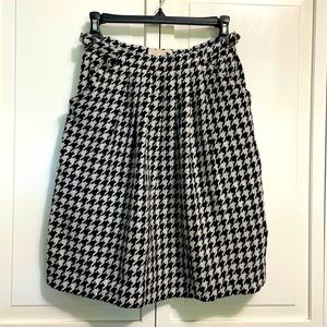 blue robin LINED HOUNDSTOOTH PRINT SKIRT adj waist double pockets 21” SZ-4